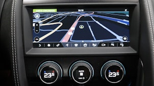 Vehicle image JAGUAR F-Type Coupé 3.0 V6 AWD Chequered Flag