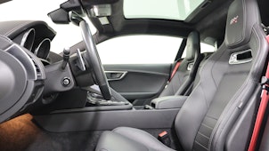 Vehicle image JAGUAR F-Type Coupé 3.0 V6 AWD Chequered Flag