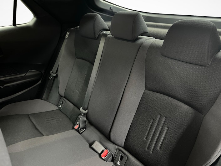 Vehicle image TOYOTA C-HR