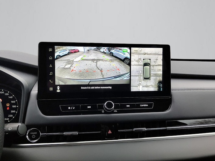 Vehicle image MITSUBISHI OUTLANDER