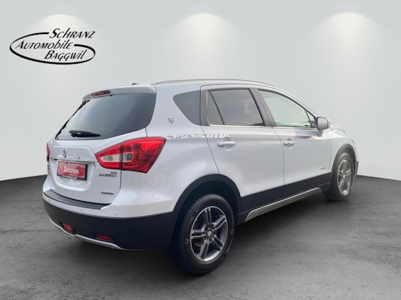 Vehicle image 3 Vehicle image 3