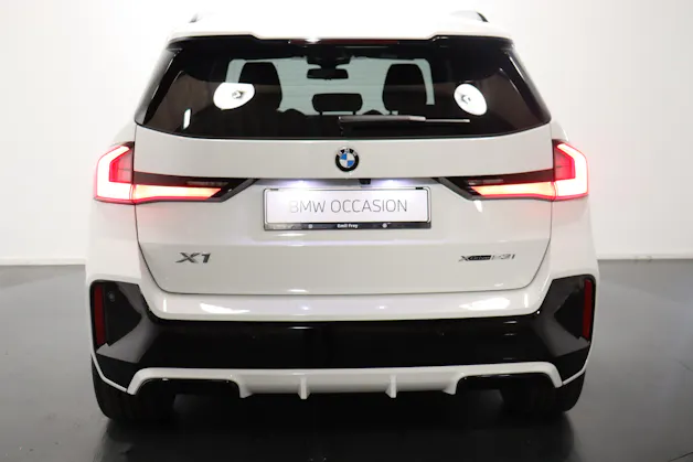 BMW X1 23i xDrive paddles