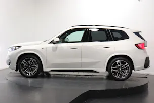 BMW X1 23i xDrive paddles