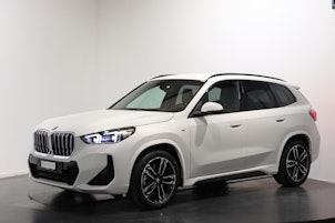 Vehicle image BMW X1 23i xDrive paddles