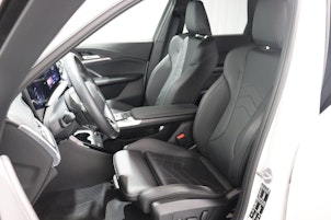 Vehicle image BMW X1 23i xDrive paddles