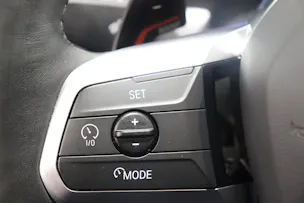 BMW X1 23i xDrive paddles