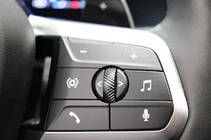 BMW X1 23i xDrive paddles