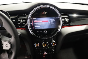 Vehicle image MINI F56 2.0i Cooper S