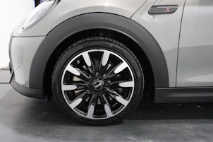 Vehicle image MINI F56 2.0i Cooper S