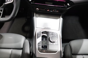 Vehicle image BMW 320d xDrive SAG Touring