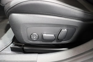 Vehicle image BMW 320d xDrive SAG Touring