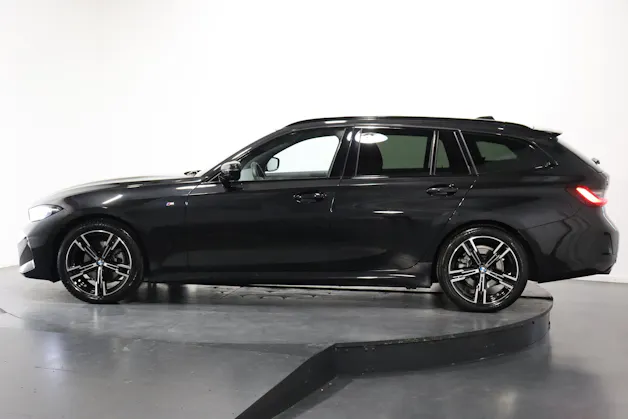 BMW 320d xDrive SAG Touring