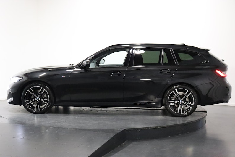 Vehicle image BMW 3 SERIES