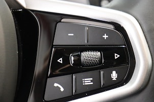 Vehicle image BMW 320d xDrive SAG Touring