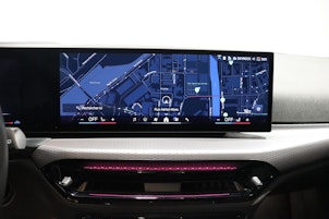 Vehicle image BMW 320d xDrive SAG Touring