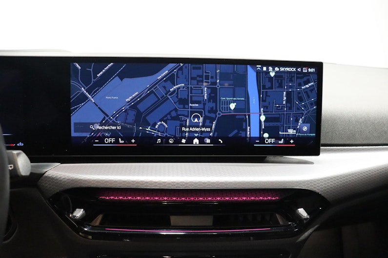 Vehicle image BMW 3 SERIES