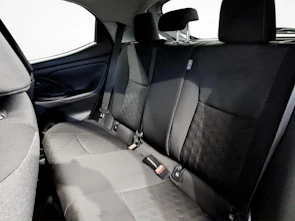 Fahrzeugbild TOYOTA Yaris 1.5 VVT-i HSD Trend