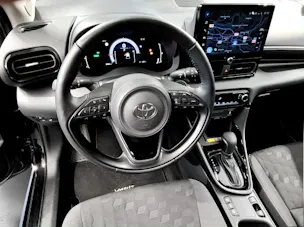 Toyota Yaris 1.5 VVT-i HSD Trend