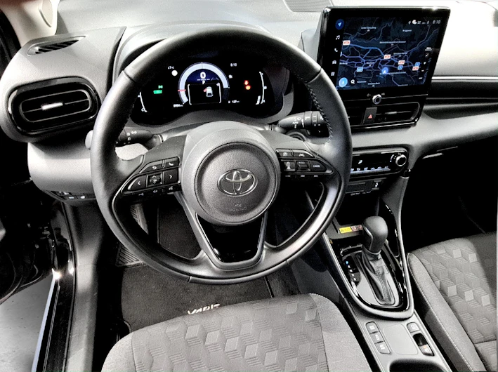 Fahrzeugbild TOYOTA YARIS