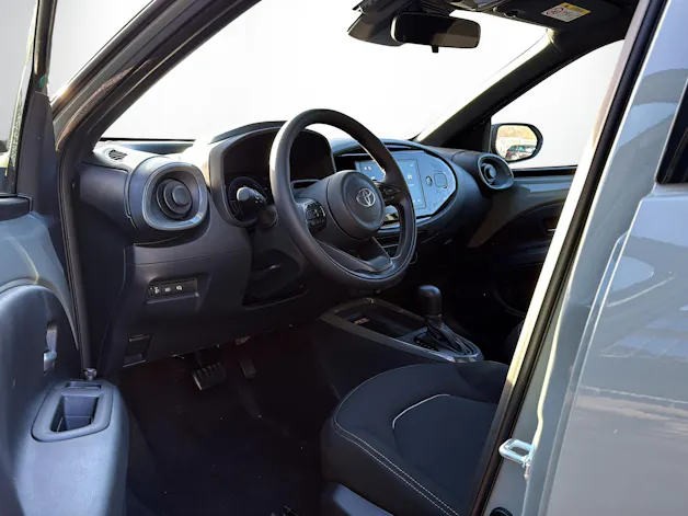 Toyota Aygo X 1.5 VVT-i HSD Trend