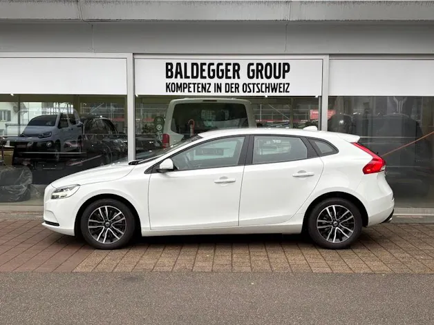 Volvo V40 2.0 D2 Momentum S/S