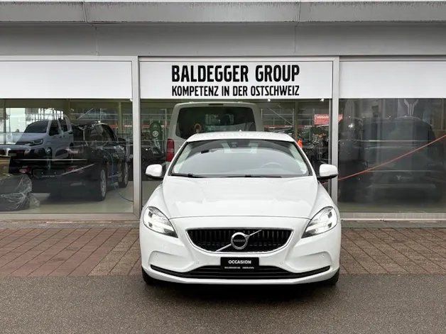 Volvo V40 2.0 D2 Momentum S/S