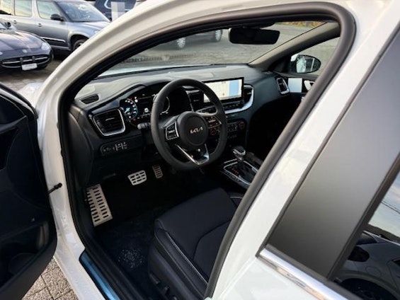 Vehicle image 5 Vehicle image 5