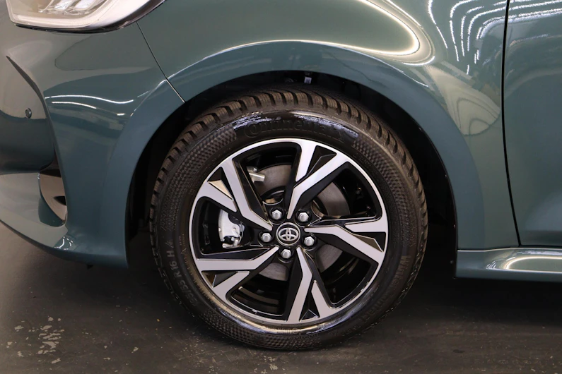 Fahrzeugbild TOYOTA YARIS