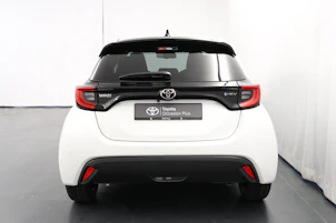 Fahrzeugbild TOYOTA Yaris 1.5 VVT-i HSD Trend