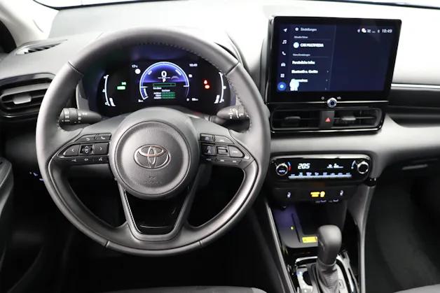 Toyota Yaris 1.5 VVT-i HSD Trend