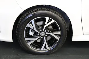Toyota Yaris 1.5 VVT-i HSD Trend