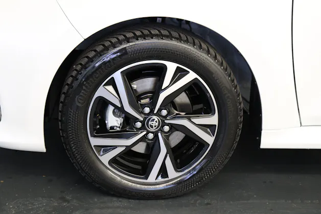 Toyota Yaris 1.5 VVT-i HSD Trend