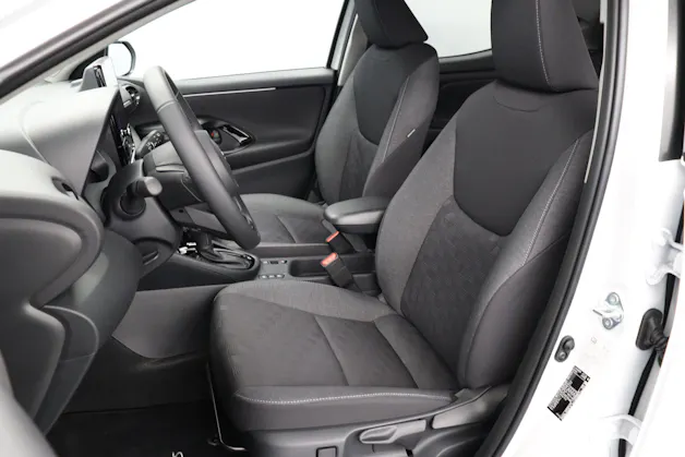 Toyota Yaris 1.5 VVT-i HSD Trend