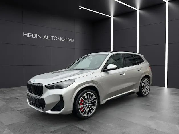 BMW X1 30e xDrive paddles