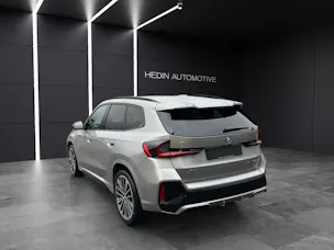 BMW X1 30e xDrive paddles