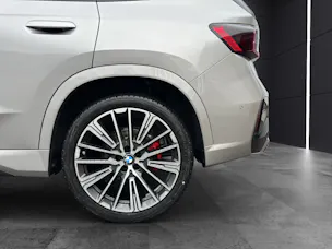 BMW X1 30e xDrive paddles