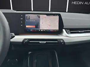 BMW X1 30e xDrive paddles
