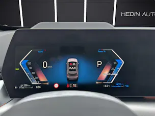 BMW X1 30e xDrive paddles