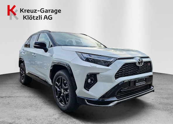 First vehicle image First vehicle image