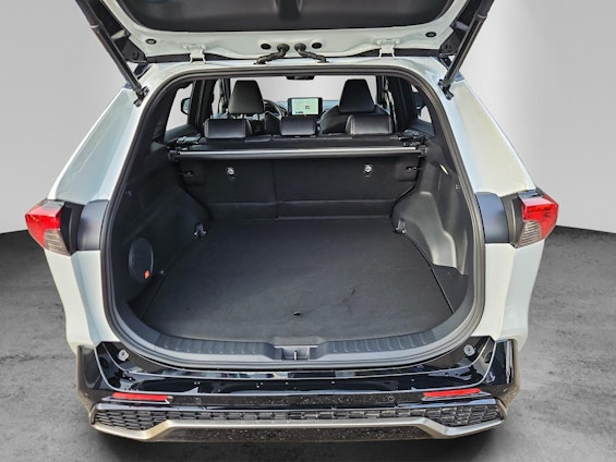 Vehicle image 9 Vehicle image 9