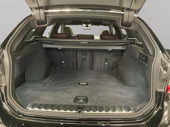 Vehicle image BMW 3 SERIES