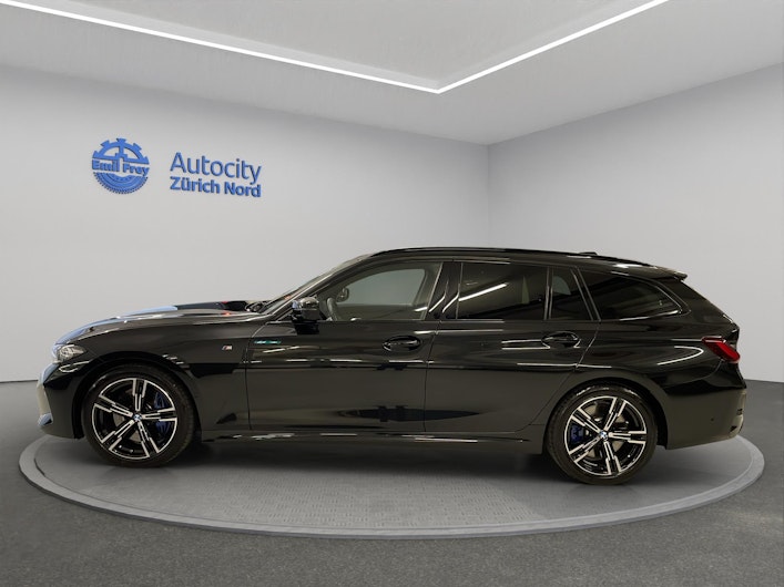 Vehicle image BMW 3 SERIES