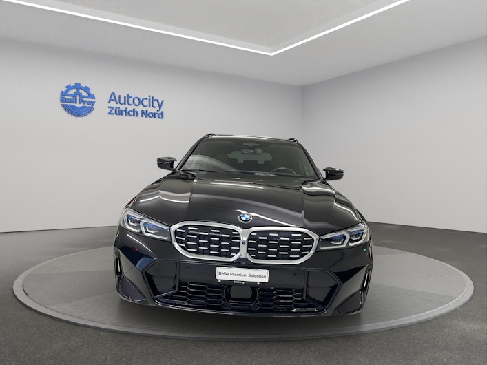 Vehicle image BMW 3 SERIES