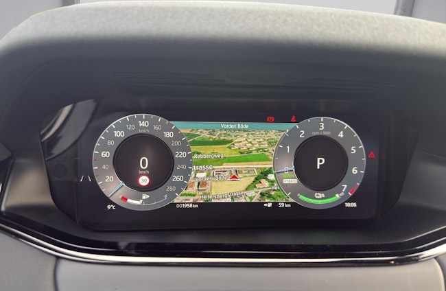 Vehicle image 6 Vehicle image 6