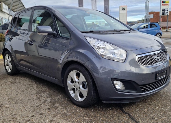 Vehicle image 14 Vehicle image 14