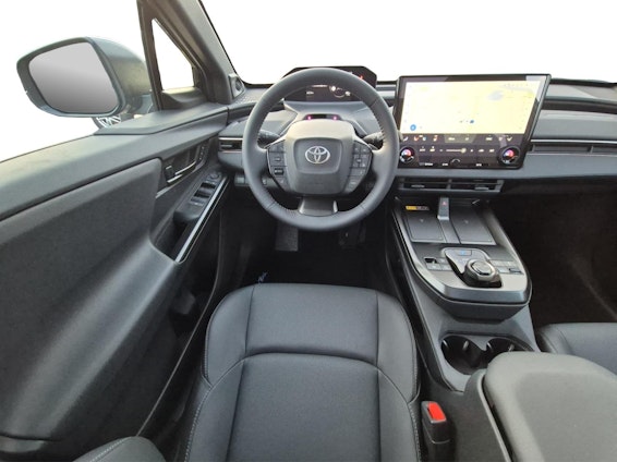 Vehicle image 8 Vehicle image 8