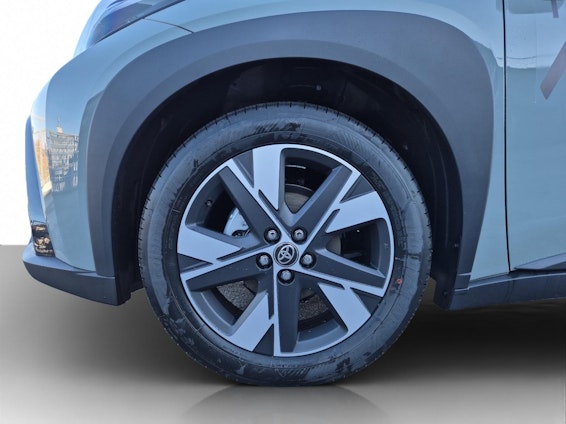 Vehicle image 10 Vehicle image 10