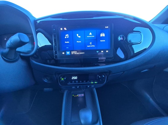 Vehicle image 7 Vehicle image 7