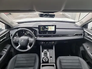 Mitsubishi Outlander 2.4 PHEV Invite 4x4
