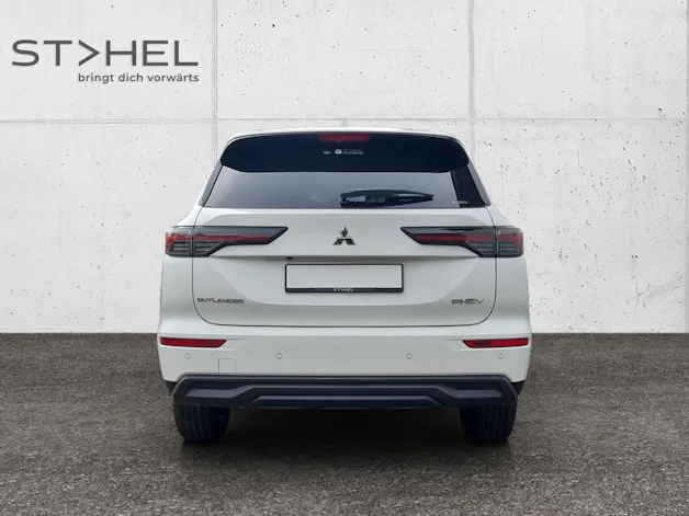 Mitsubishi Outlander 2.4 PHEV Invite 4x4